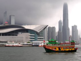 至尊港澳五日游（迪士尼）