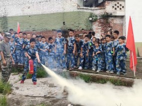 《小兵传奇》军事+国色天香5日营